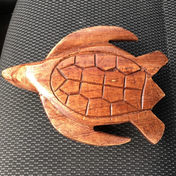 Wooden Turtle Decor - Picture 4 of 6